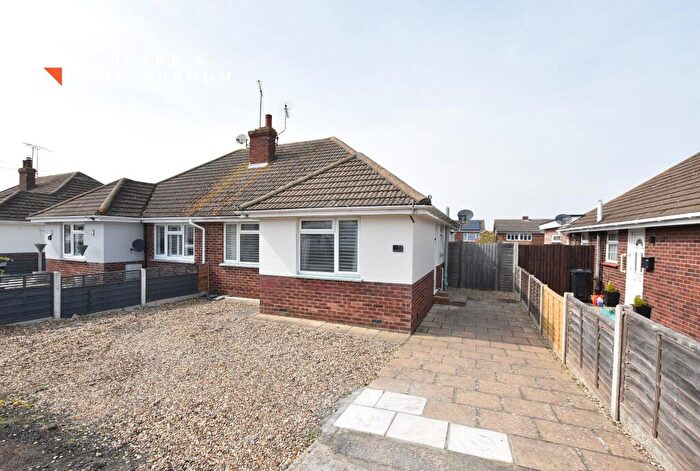 2 Bedroom Semi-Detached Bungalow For Sale In Brentwood Road, Holland-on-Sea, CO15