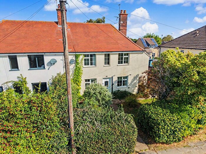 3 Bedroom Semi Detached House For Sale In High Street, Haslingfield, CB23