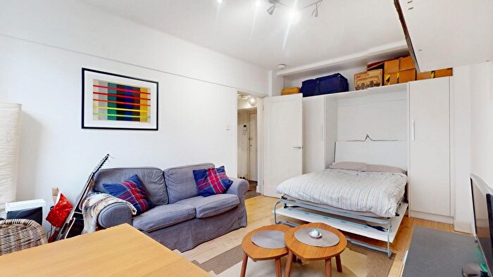 Studio To Rent In Ivor Court, Gloucester Place, London, NW1