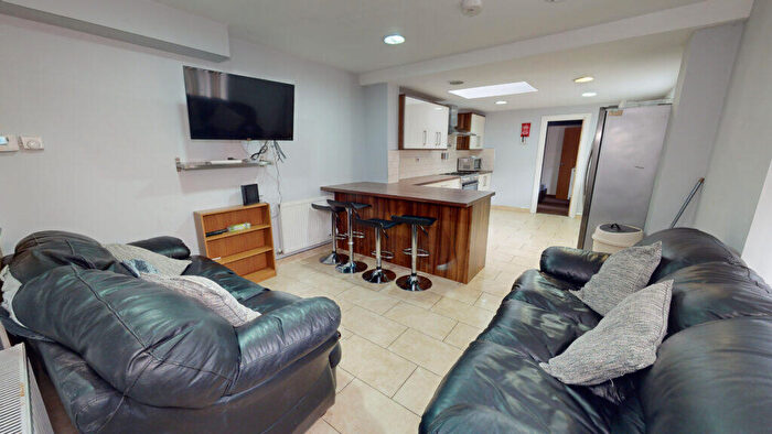 6 Bedroom House To Rent In Hubert Road, Selly Oak, Birmingham, B29