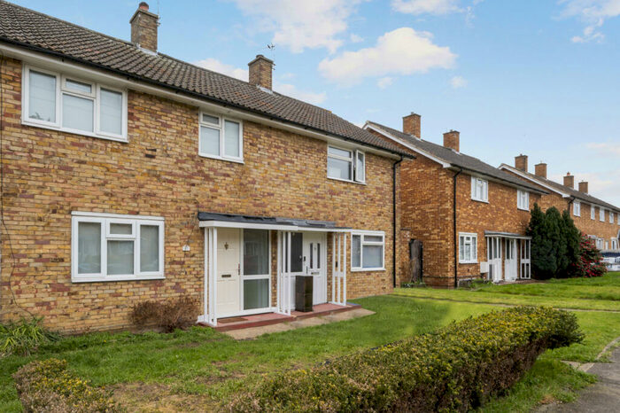 3 Bedroom Terraced House To Rent In Kent Way, Surbiton, KT6