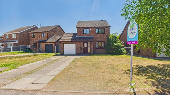 3 Bedroom Detached House For Sale In Thealby Gardens, Bessacarr, Doncaster, South Yorkshire, DN4
