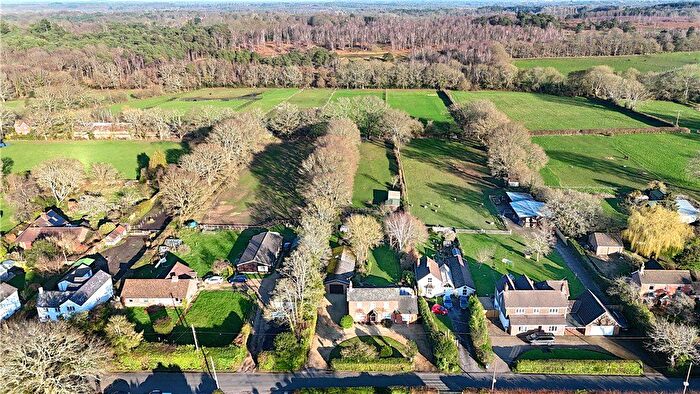 4 Bedroom Detached House For Sale In Canada Road, West Wellow, Romsey, Hampshire, SO51