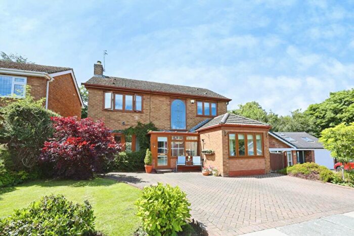 4 Bedroom Detached House For Sale In Arkwood Close, Spital, CH62