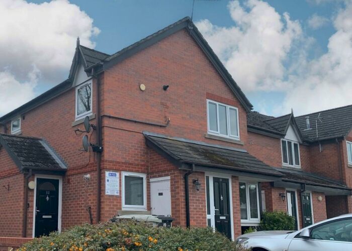 2 Bedroom Apartment To Rent In Tynedale Close; Macclesfield., SK11