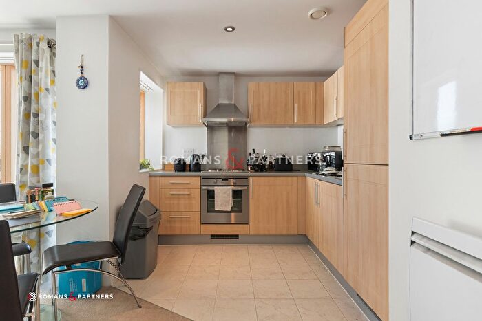 1 Bedroom Flat To Rent In Lawrie House, Wimbledon, SW19
