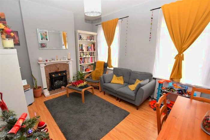 1 Bedroom Flat To Rent In Richford Road, Stratford, E15