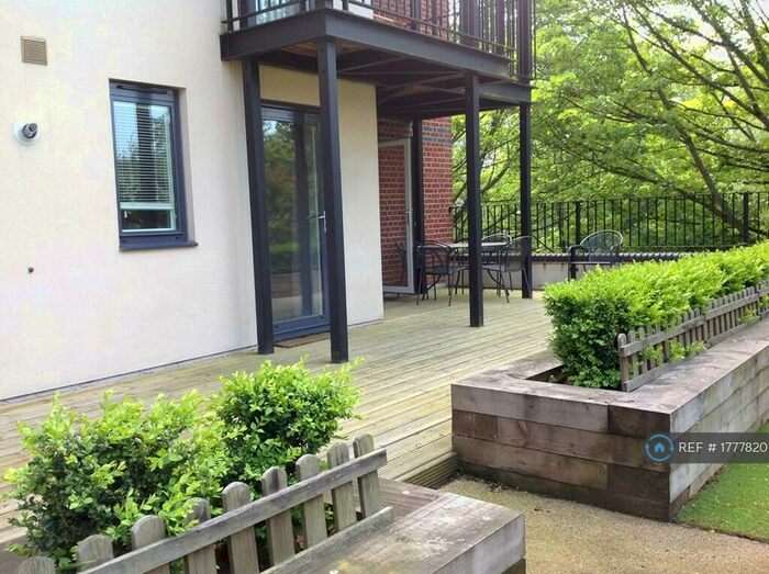 2 Bedroom Flat To Rent In Tanners Wharf, Bishop's Stortford, CM23