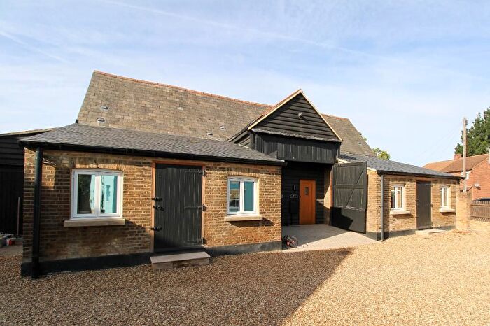 3 Bedroom Semi-Detached House To Rent In Harmondsworth Lane, Sipson, West Drayton, Middlesex, UB7