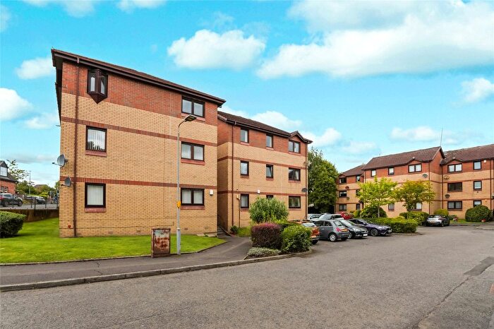 2 Bedroom Flat For Sale In Lochfield Road, Paisley, Renfrewshire, PA2