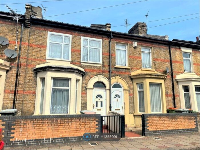3 Bedroom Terraced House To Rent In Chesterton Terrace, London, E13