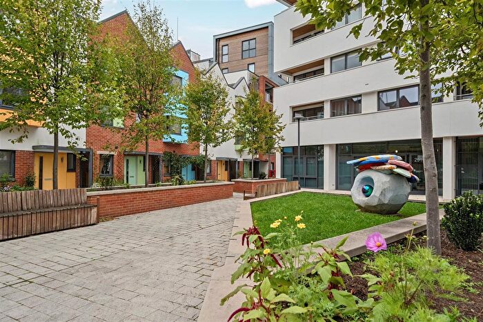 1 Bedroom Flat For Sale In Paintworks, Arnos Vale, BS4