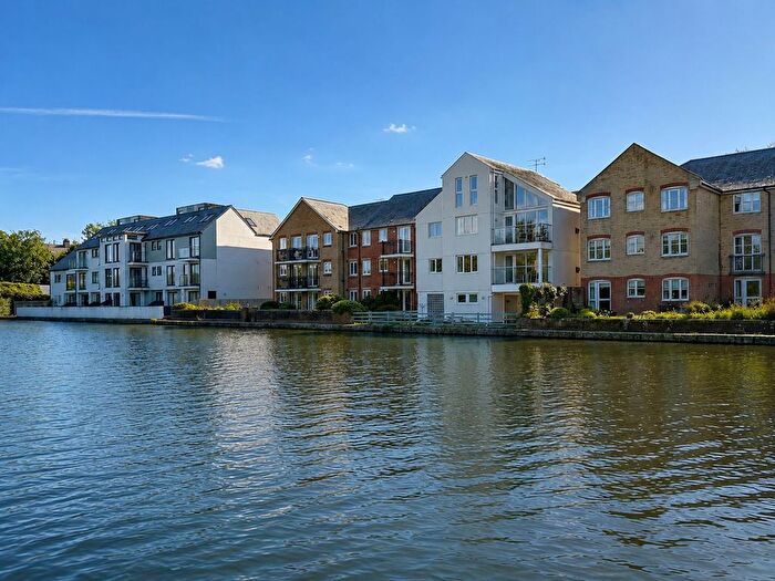 2 Bedroom Flat For Sale In Vicarage Road, Pentyre Court Vicarage Road, EX23