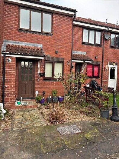2 Bedroom Terraced House To Rent In Readers Walk, Great Barr, Birmingham, B43