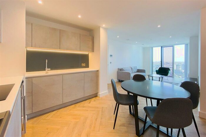 2 Bedroom Apartment To Rent In Elizabeth Tower, M15