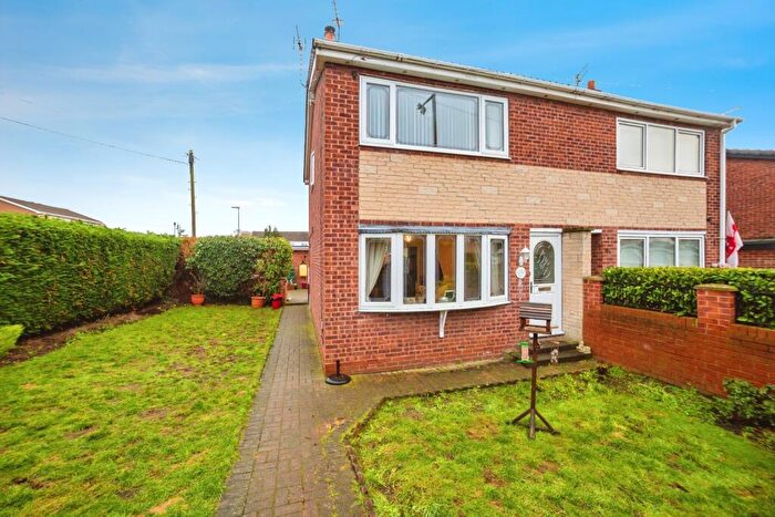 3 Bedroom Semi Detached House For Sale In Coniston Drive, Bolton-Upon-Dearne, Rotherham, S63