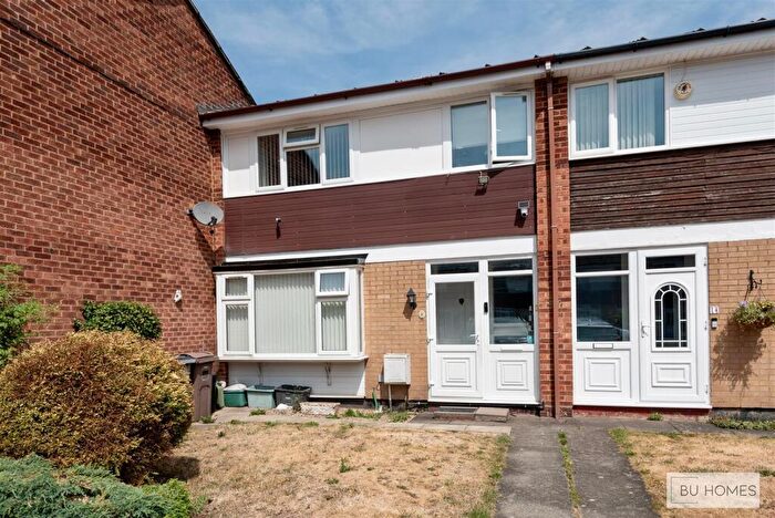 3 Bedroom Terraced House For Sale In Plestowes Close, Shirley, B90