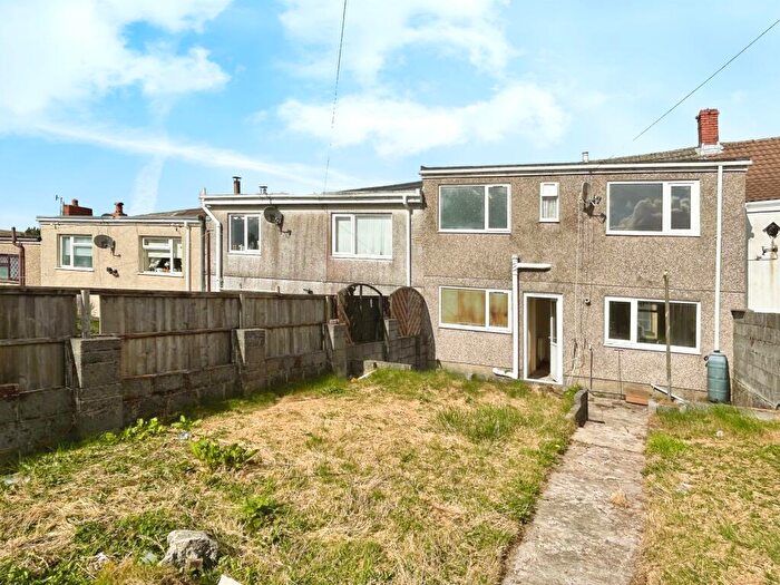 4 Bedroom Terraced House For Sale In Standert Terrace, Seven Sisters, Neath, SA10