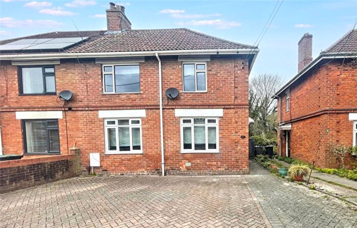 3 Bedroom Semi Detached House For Sale In The Avenue, Westbury, BA13