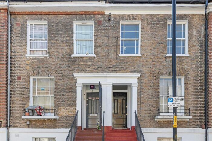 1 Bedroom Flat To Rent In Sears Street, London, SE5