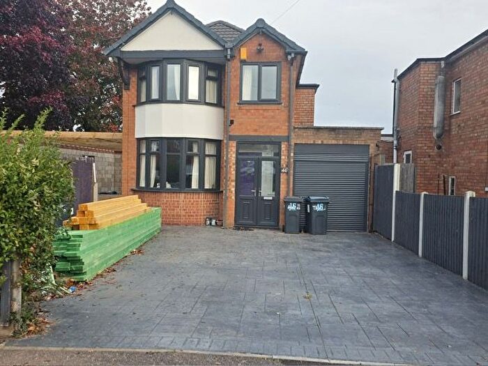 3 Bedroom Detached House For Sale In Cranes Park Road, Birmingham, B26