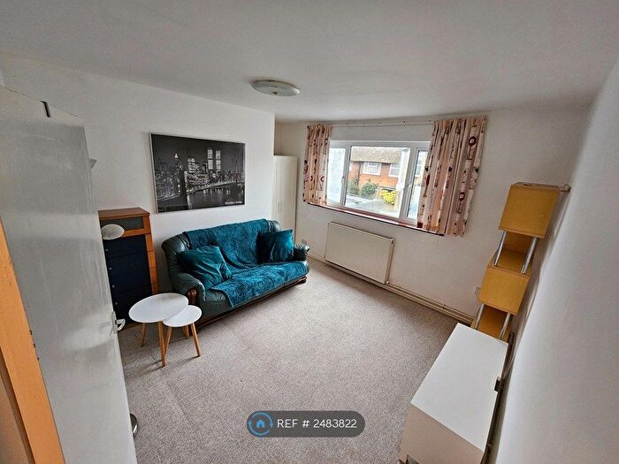 1 Bedroom Flat To Rent In Haydons Road, Wimbledon, SW19