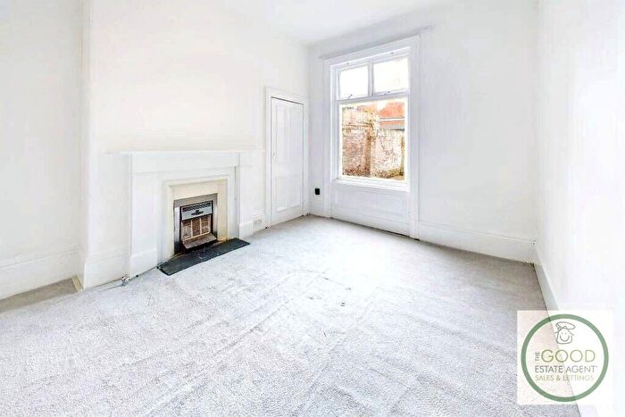 3 Bedroom Terraced House For Sale In Lorne Terrace, Ashbrooke, Sunderland, Tyne And Wear, SR2