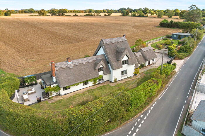 4 Bedroom Detached House For Sale In Chignal Road, Chignal Smealey, Chelmsford, CM1