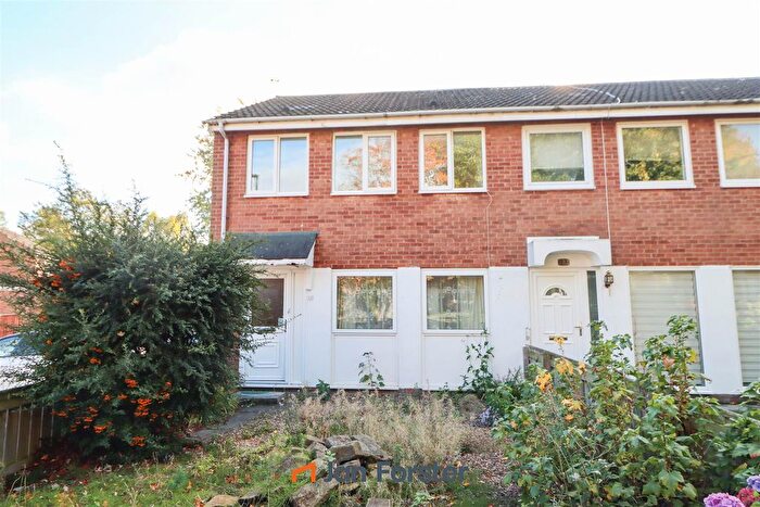 3 Bedroom Semi-Detached House For Sale In Salters Close, Newcastle Upon Tyne, NE3