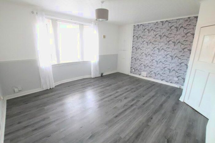 2 Bedroom Cottage To Rent In Crowhill Street, Glasgow G22