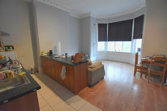 2 Bedroom Ground Flat To Rent In Forest Road West, Arboretum, NG7