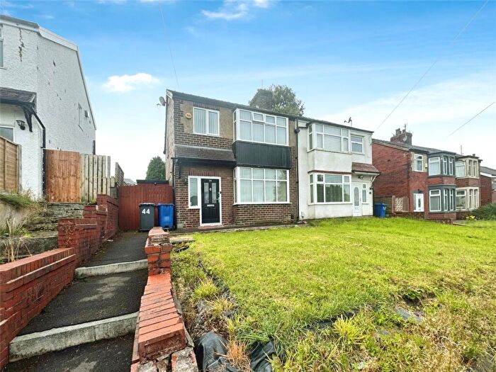 3 Bedroom Semi-Detached House For Sale In Fecitt Brow, Blackburn, Lancashire, BB1