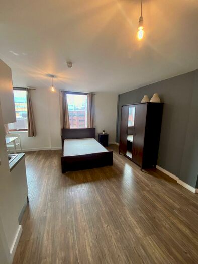 Studio To Rent In Moorfields, Liverpool, L2