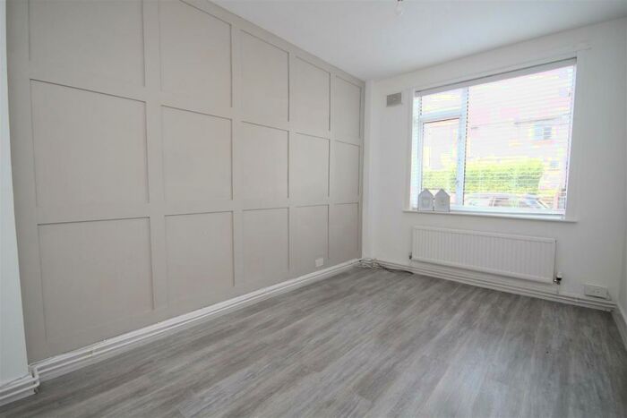 2 Bedroom Apartment To Rent In Albany Road, Coventry, CV5