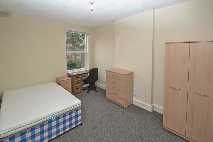 7 Bedroom Terraced House To Rent In **&#pppw Excluding Bills** Lenton Boulevard, Nottingham, NG7