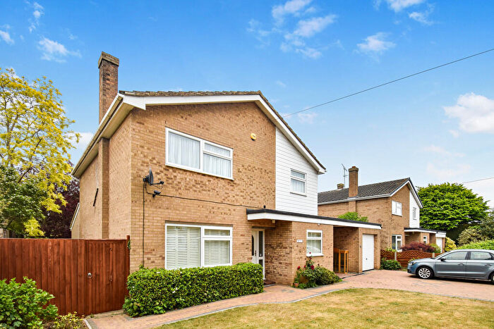4 Bedroom Detached House For Sale In Dendys, Hemingford Grey, PE28