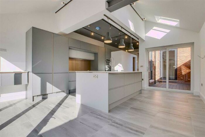 5 Bedroom End Of Terrace House To Rent In Cambridge Street, Wolverton, Milton Keynes, MK12