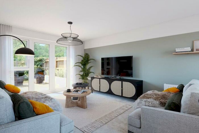 3 Bedroom Semi-Detached House For Sale In Norwich Road, Claydon, IP6
