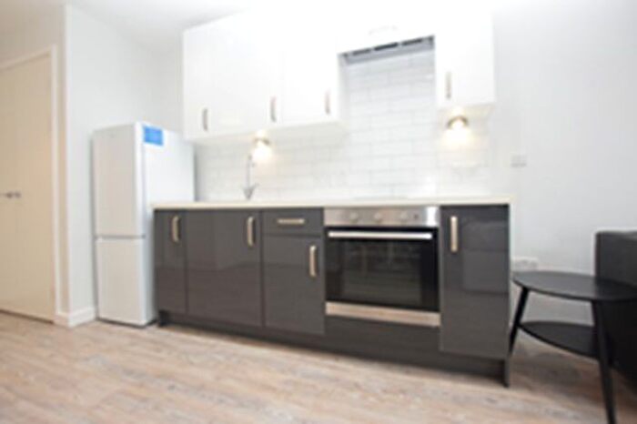 Studio To Rent In Acorn Street, Sheffield, S3