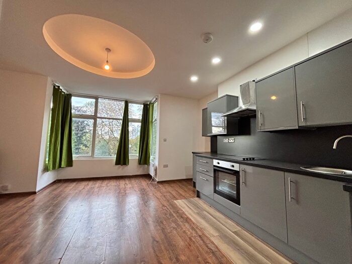 1 Bedroom Flat To Rent In Arboretum Road, Walsall, WS1