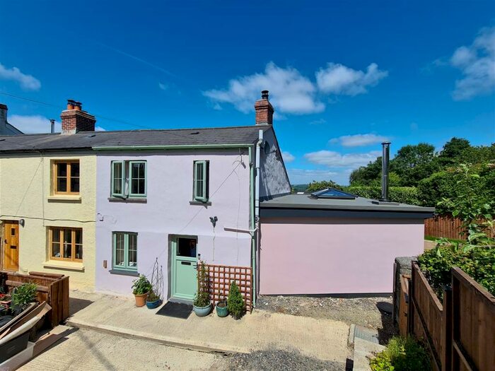 2 Bedroom Cottage For Sale In Lawhitton, Launceston, PL15