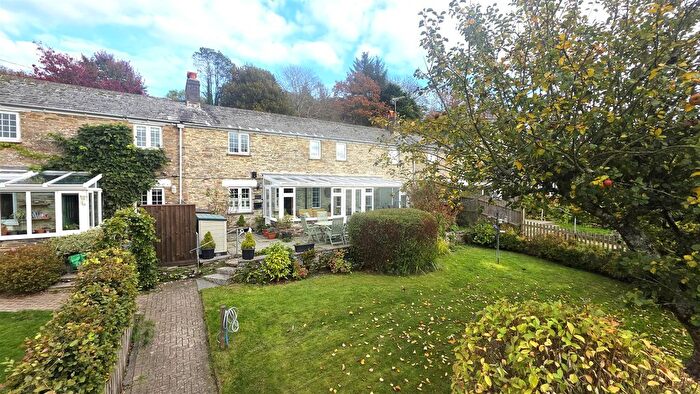 3 Bedroom Cottage For Sale In Tamar Terrace, Horsebridge, Tavistock, PL19