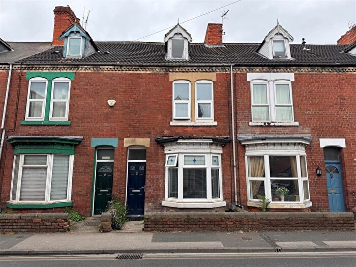 4 Bedroom Terraced House For Sale In Potter Street, Worksop, S80