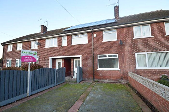 3 Bedroom Terraced House To Rent In Robinets Road, Wingfield, S61
