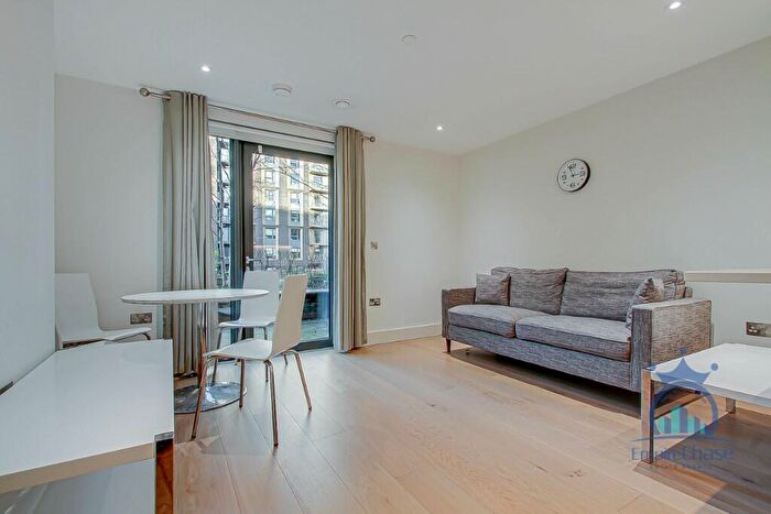 1 Bedroom Flat To Rent In Engineers Way, Wembley, Middlesex, HA9