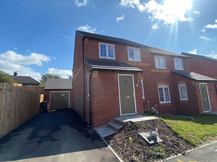 3 Bedroom Semi-Detached House For Sale In Burmese Road, Pinxton, NG16