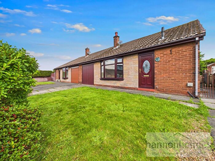 3 Bedroom Semi-Detached Bungalow For Sale In Thornton Close, Little Lever, Bolton, BL3