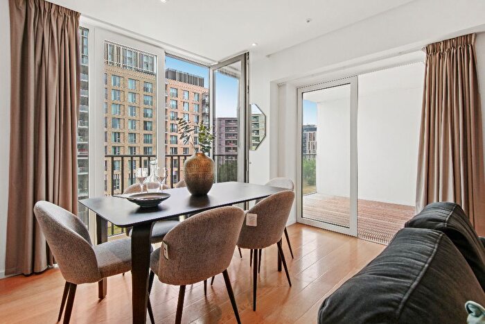 2 Bedroom Flat To Rent In , Victory Parade, London, E20