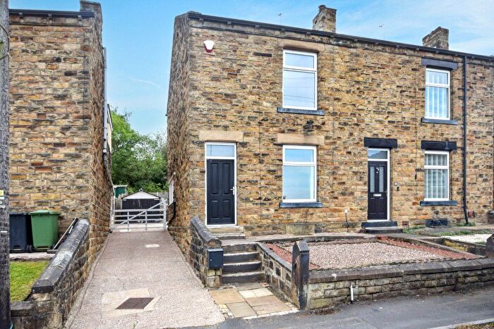 2 Bedroom Semi-Detached House For Sale In The Common, Dewsbury, West Yorkshire, WF12