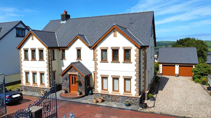 6 Bedroom Detached House For Sale In Heol Hen, Five Roads, Llanelli, SA15